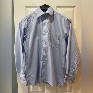 Van Heusen Men’s Medium Button Up Long Sleeve Business Shirt Blue